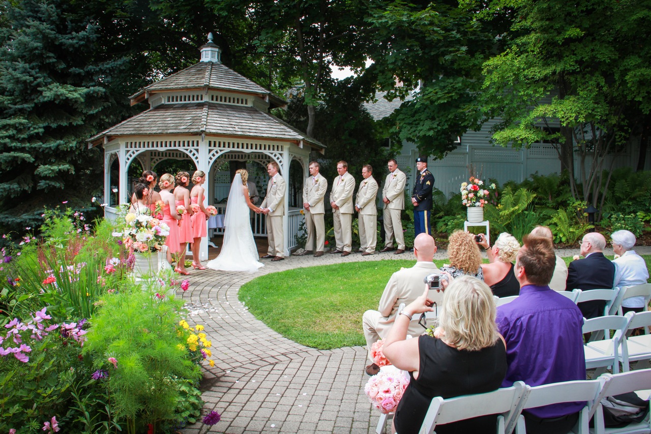 Harbour View Inn | Venue - Mackinac Island, MI | Wedding Spot, image size:1280x854