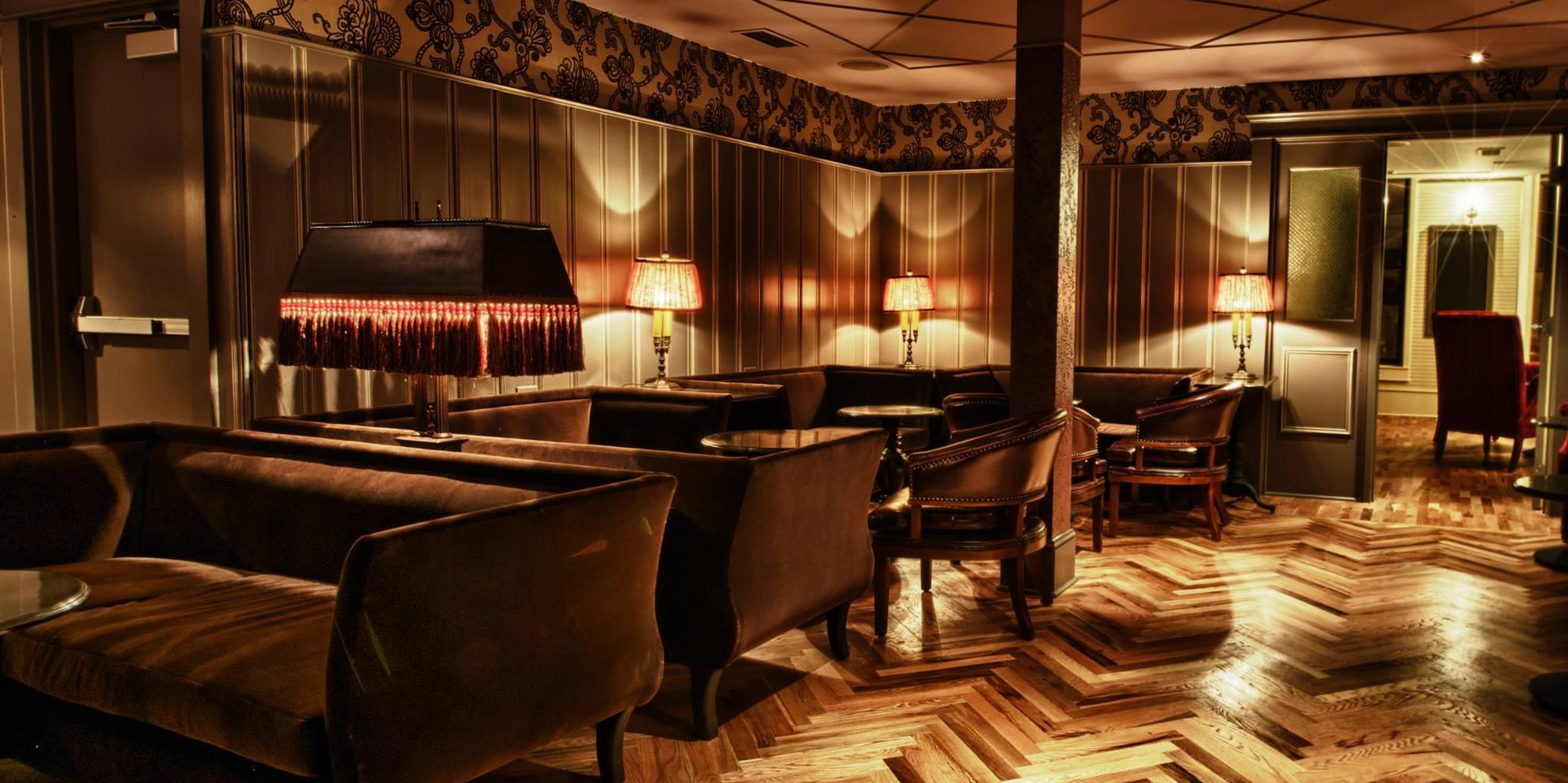 Barrelhouse Flat weddings in Chicago IL