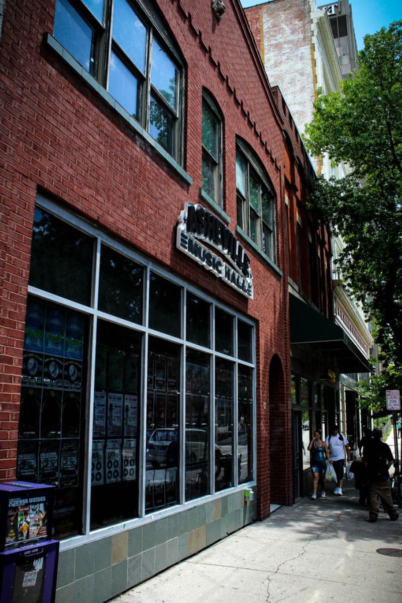 asheville-music-hall-weddings-get-prices-for-wedding-venues-in-nc