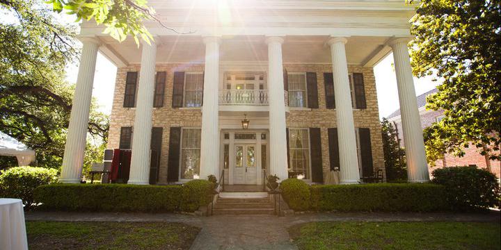 Neill-Cochran House Museum weddings in Austin TX