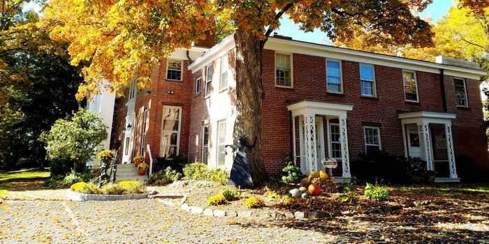 Cromwell Manor Historic Inn Weddings | Get Prices for Wedding Venues in NY