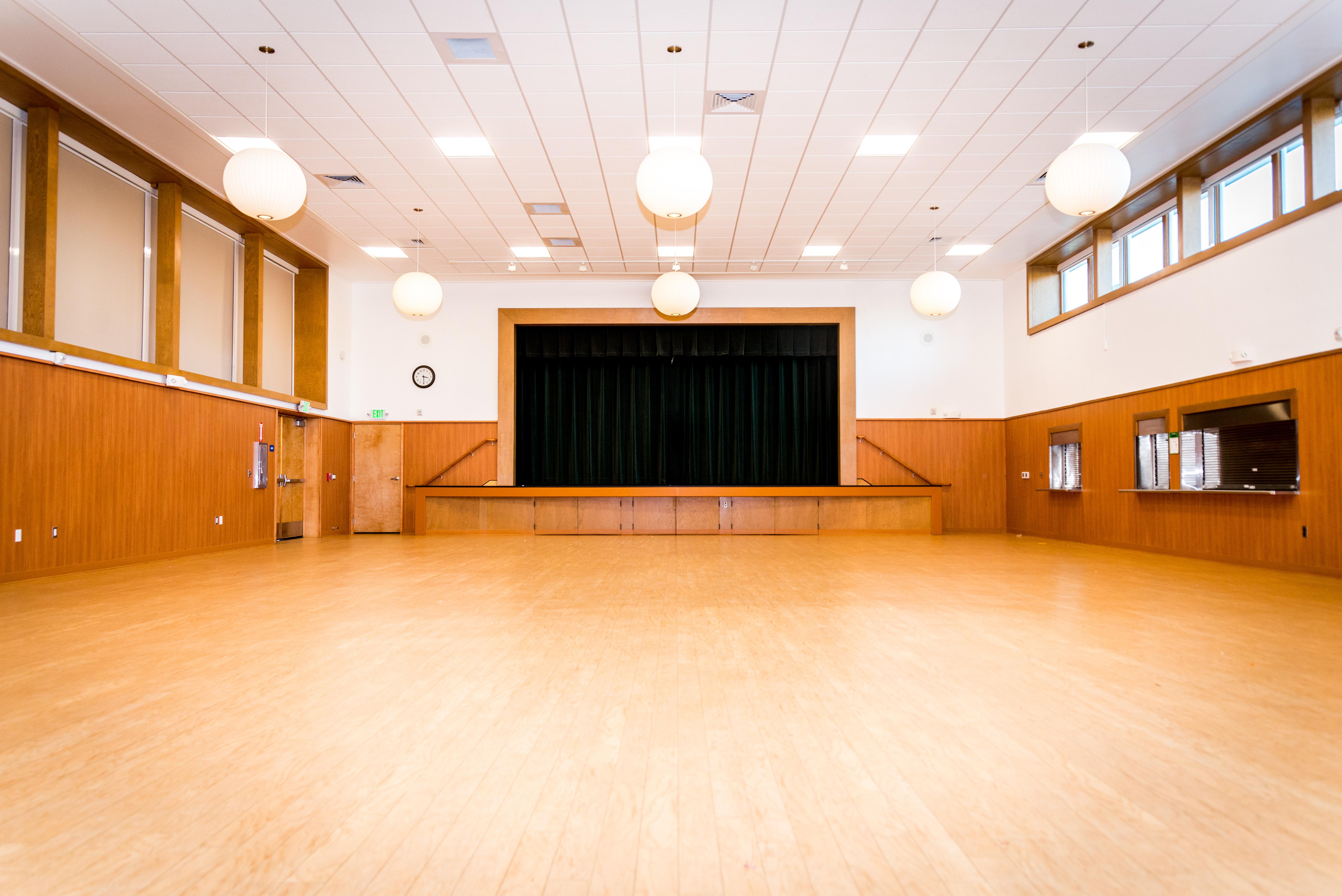 Sorensdale Recreation Center | Venue - Hayward, CA | Wedding Spot