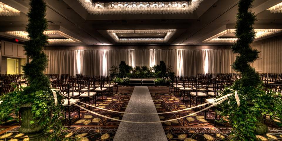 Double Tree by Hilton Manchester Downtown weddings in Manchester NH