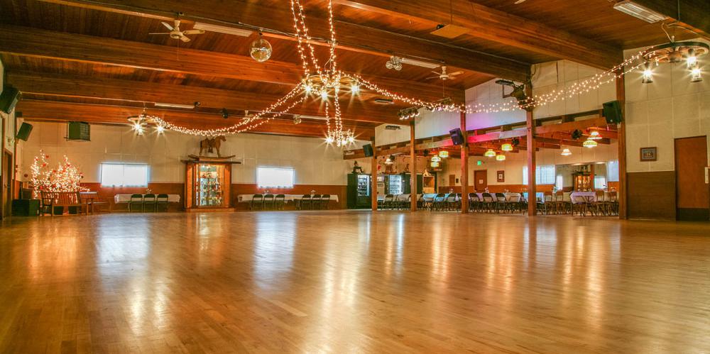 Rockin' Horse Dance Barn weddings in Renton WA