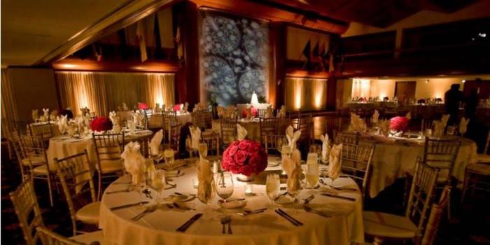 Wedding Venues Information And Pricing Spot Price This Venue To Get Your Estimate No Strings Attached